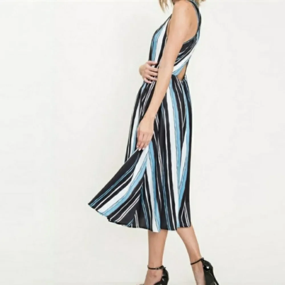 L'ATISTE Multi Striped Cutout Criss-cross A-Line Woven V-neck Sleeveless Dress - Picture 16 of 16